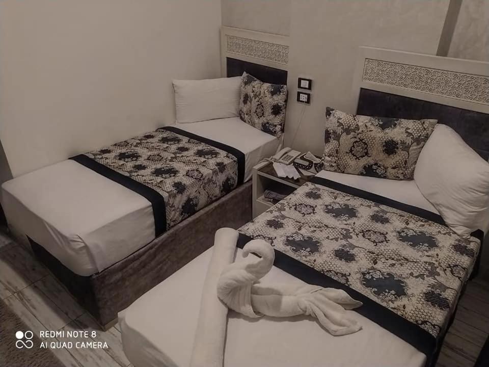 Al Amir Palace Hotel Suwhaj Buitenkant foto